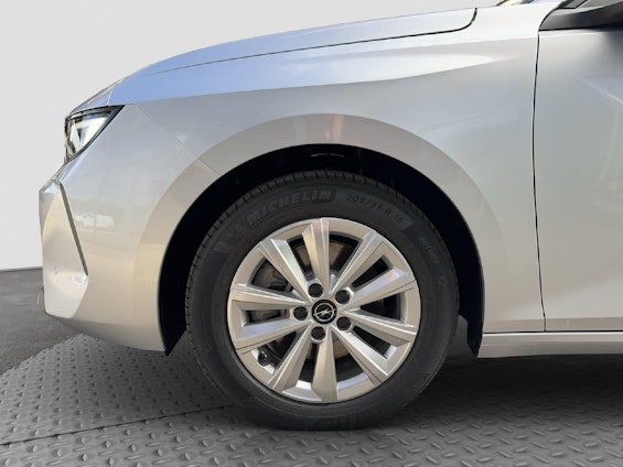 Vehicle image 8 Vehicle image 8