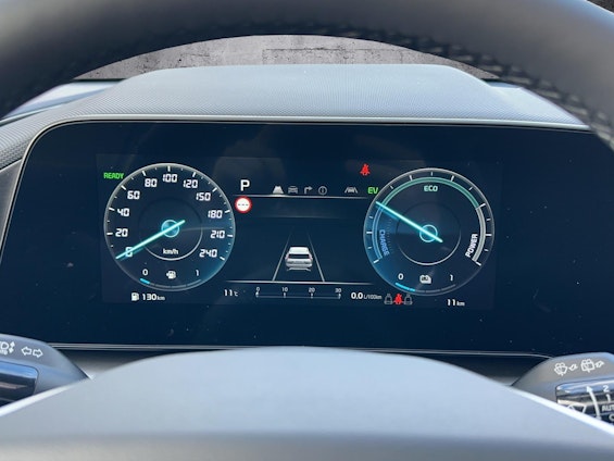 Vehicle image 13 Vehicle image 13