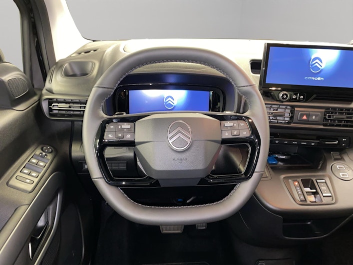 Vehicle image CITROEN BERLINGO