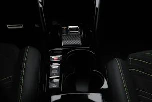 Peugeot 2008 1.2 Hybrid GT