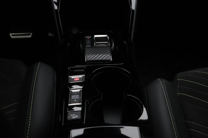 Vehicle image PEUGEOT 2008