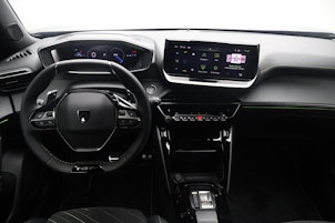 Vehicle image PEUGEOT 2008 1.2 Hybrid GT