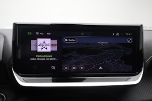 Vehicle image PEUGEOT 2008 1.2 Hybrid GT