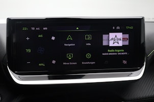 Vehicle image PEUGEOT 2008 1.2 Hybrid GT