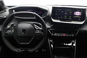 Vehicle image PEUGEOT 2008 1.2 Hybrid GT