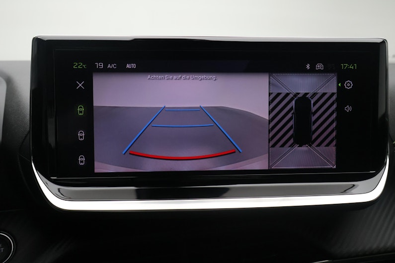 Vehicle image PEUGEOT 2008