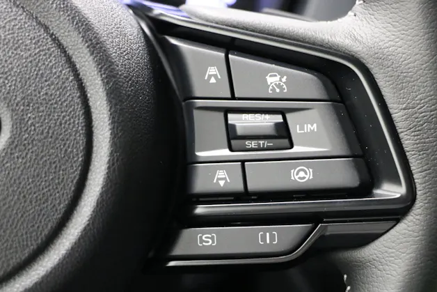 Subaru Forester Station 2.0i e-Boxer Swiss Plus