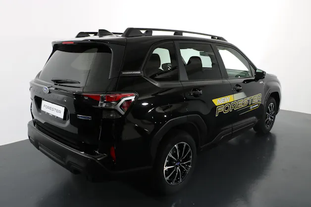 Subaru Forester Station 2.0i e-Boxer Swiss Plus