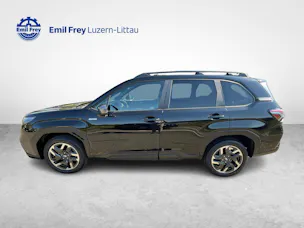 Subaru Forester Station 2.0i e-Boxer Swiss Plus