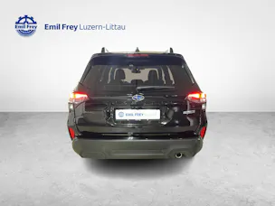 Subaru Forester Station 2.0i e-Boxer Swiss Plus