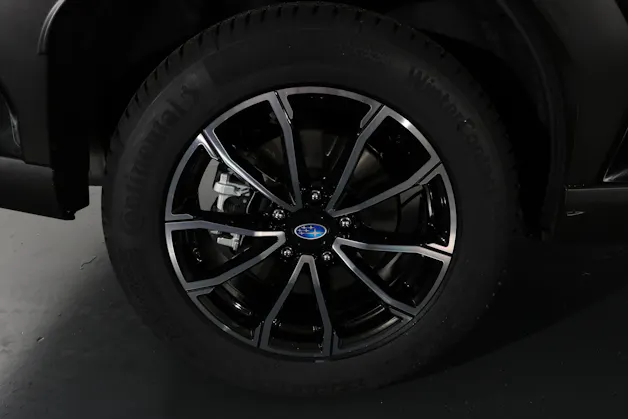 Subaru Forester Station 2.0i e-Boxer Swiss Plus