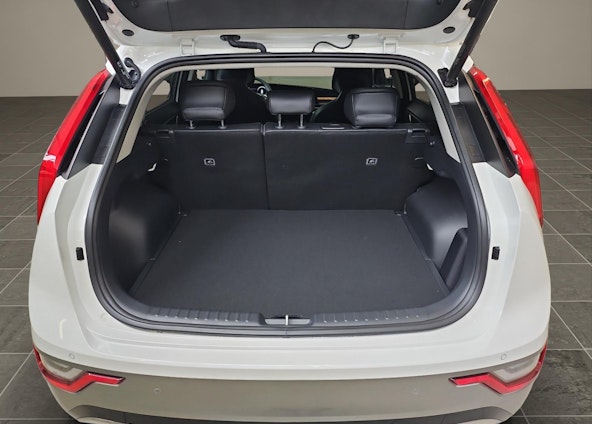 Vehicle image 16 Vehicle image 16