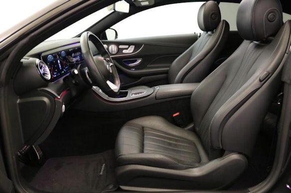MERCEDES-BENZ E 450 4matic Coupé 2