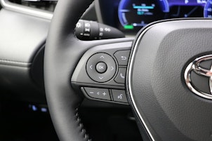 Vehicle image TOYOTA Corolla Cross 2.0 HEV Trend AWD-i