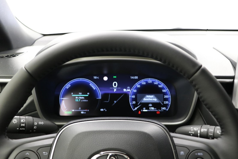 Vehicle image TOYOTA COROLLA CROSS