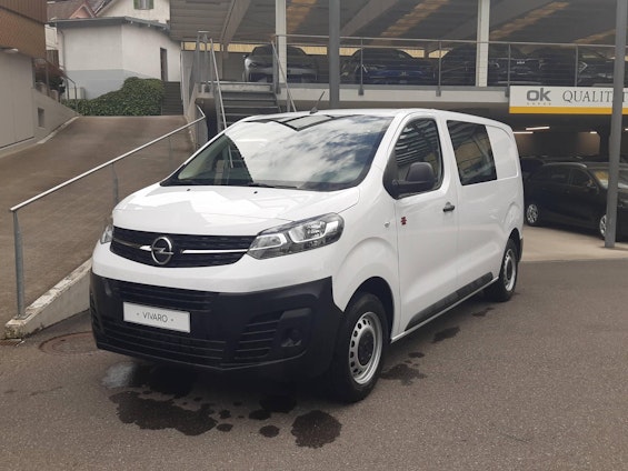 First vehicle image