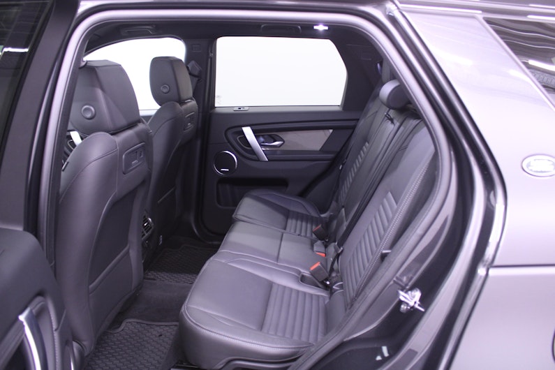 Vehicle image LAND ROVER DISCOVERY SPORT