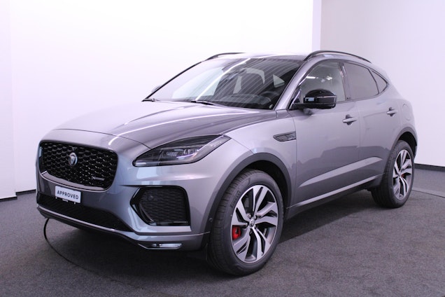 First vehicle image