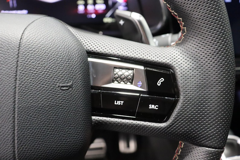 Vehicle image DS AUTOMOBILES DS7