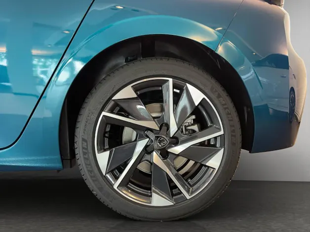Peugeot 308 1.6 PHEV 180 Allure
