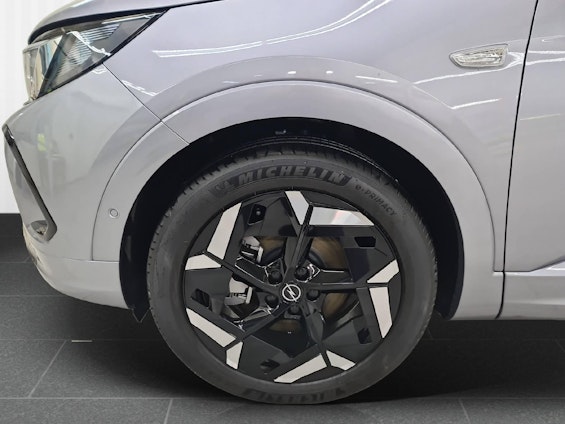 Vehicle image 11 Vehicle image 11