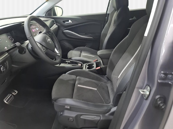 Vehicle image 5 Vehicle image 5