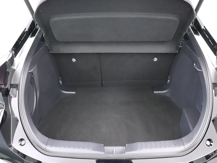 Vehicle image TOYOTA C-HR