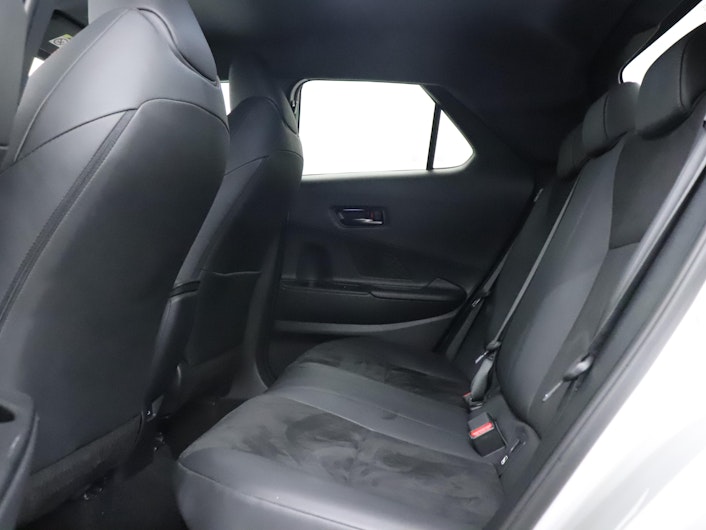 Vehicle image TOYOTA C-HR