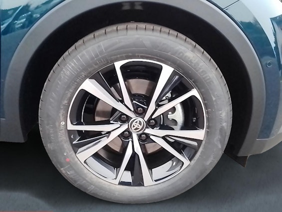 Vehicle image 10 Vehicle image 10