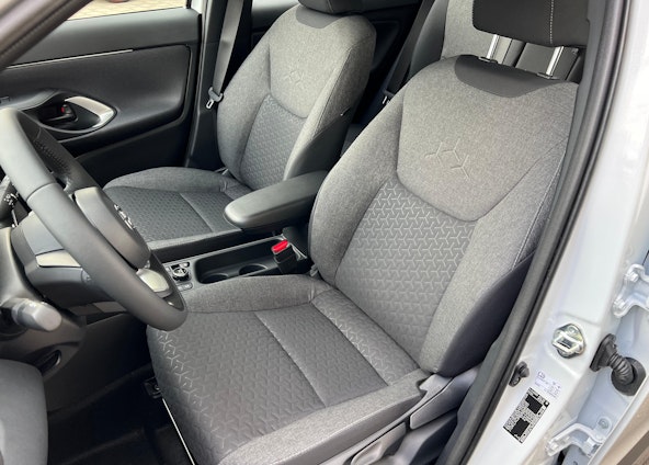 Vehicle image 9 Vehicle image 9