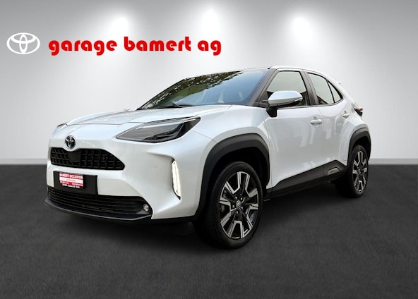 First vehicle image First vehicle image