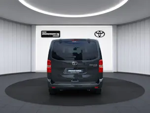 Toyota PROACE Verso L1 2.0 D Trend