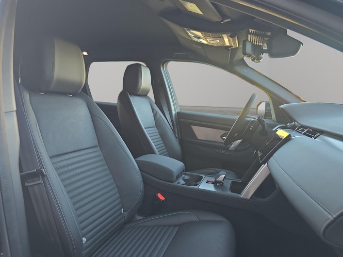 Vehicle image LAND ROVER DISCOVERY SPORT