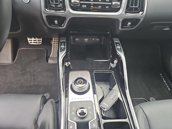 Vehicle image 14 Vehicle image 14