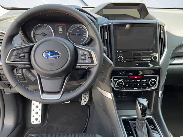 Subaru Forester Station 2.0i e-Boxer Swiss Plus