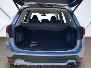 Subaru Forester Station 2.0i e-Boxer Swiss Plus