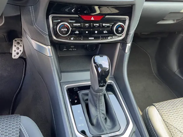 Subaru Forester Station 2.0i e-Boxer Swiss Plus