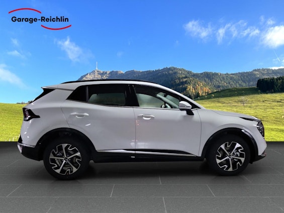 Vehicle image 5 Vehicle image 5