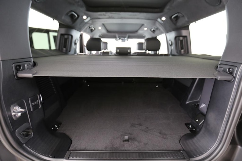 Vehicle image LAND ROVER DEFENDER