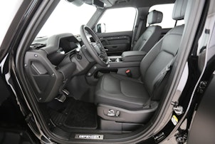 Vehicle image LAND ROVER Defender 130 3.0 D I6 300 X