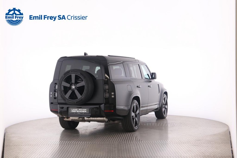 Vehicle image LAND ROVER DEFENDER