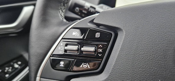 Vehicle image 8 Vehicle image 8