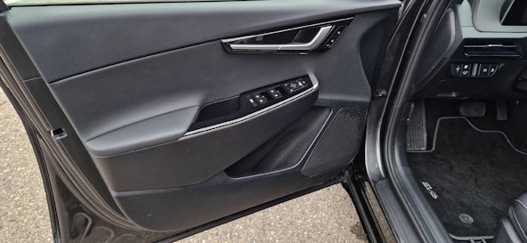 Vehicle image 2 Vehicle image 2