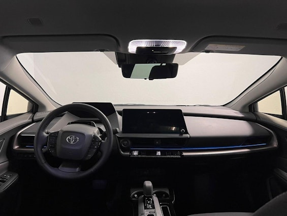 Vehicle image 9 Vehicle image 9