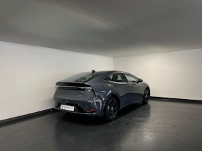 Vehicle image TOYOTA Prius 2.0 Plug-In-Hybrid Style