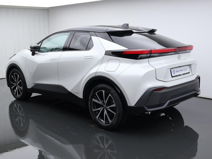 Vehicle image TOYOTA C-HR