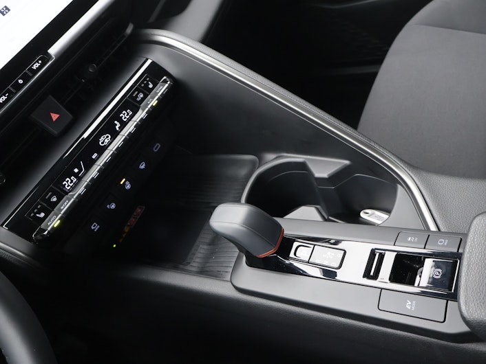 Vehicle image TOYOTA C-HR