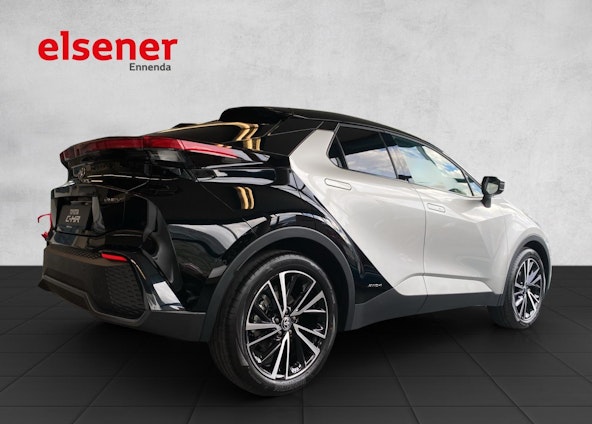 Vehicle image 4 Vehicle image 4