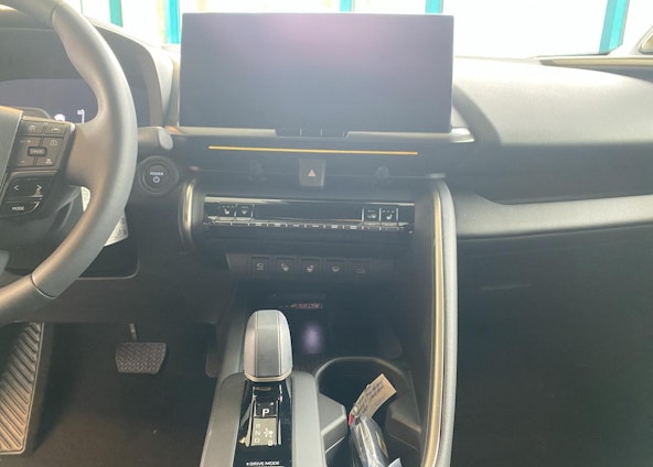 Vehicle image 10 Vehicle image 10