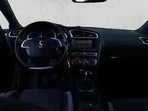 DS Automobiles 4 2.0 BlueHDi So Chic